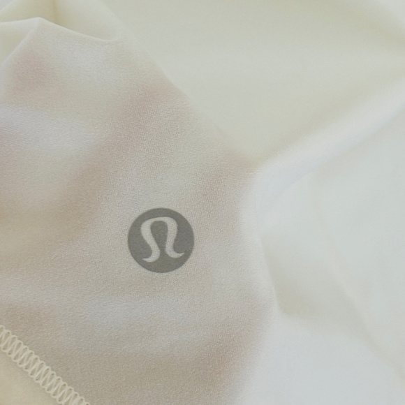 Lululemon Sculpt Tank White SZ Medium - Picture 11 of 13